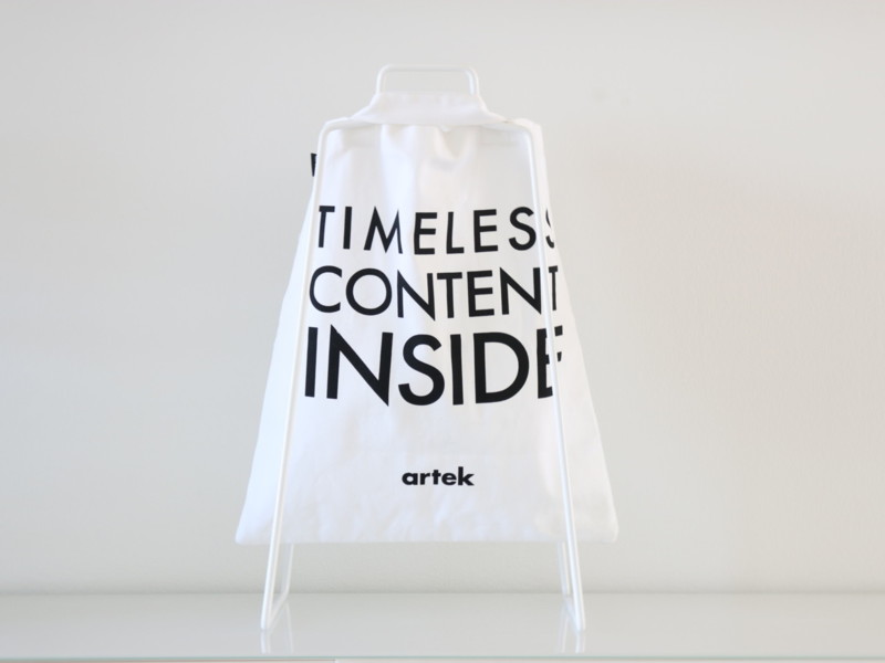 Everyday design lehtiteline ja Artek kangaskassi - Omakotivalkoinen sisustusblogi