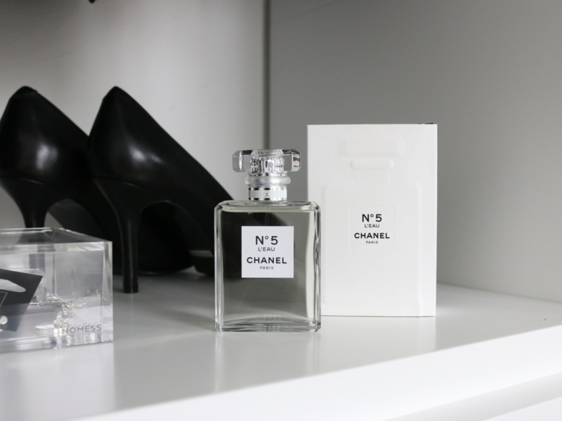 Chanel N°5 L´eau tuoksu kokemuksia - kevyt ja pehmeä hajuvesi