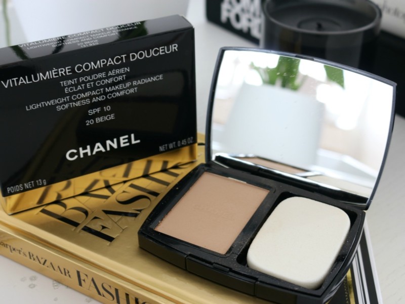 Chanel Vitalumiére Compact Douceur meikkipuuteri kokemuksia Omakotivalkoinen