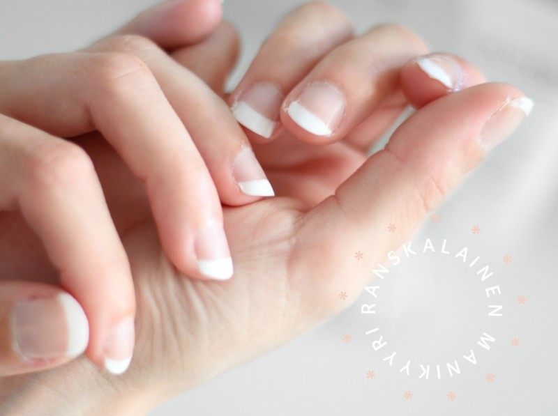 Essence French Manicure Tips kärkitarrat kokemuksia Omakotivalkoinen