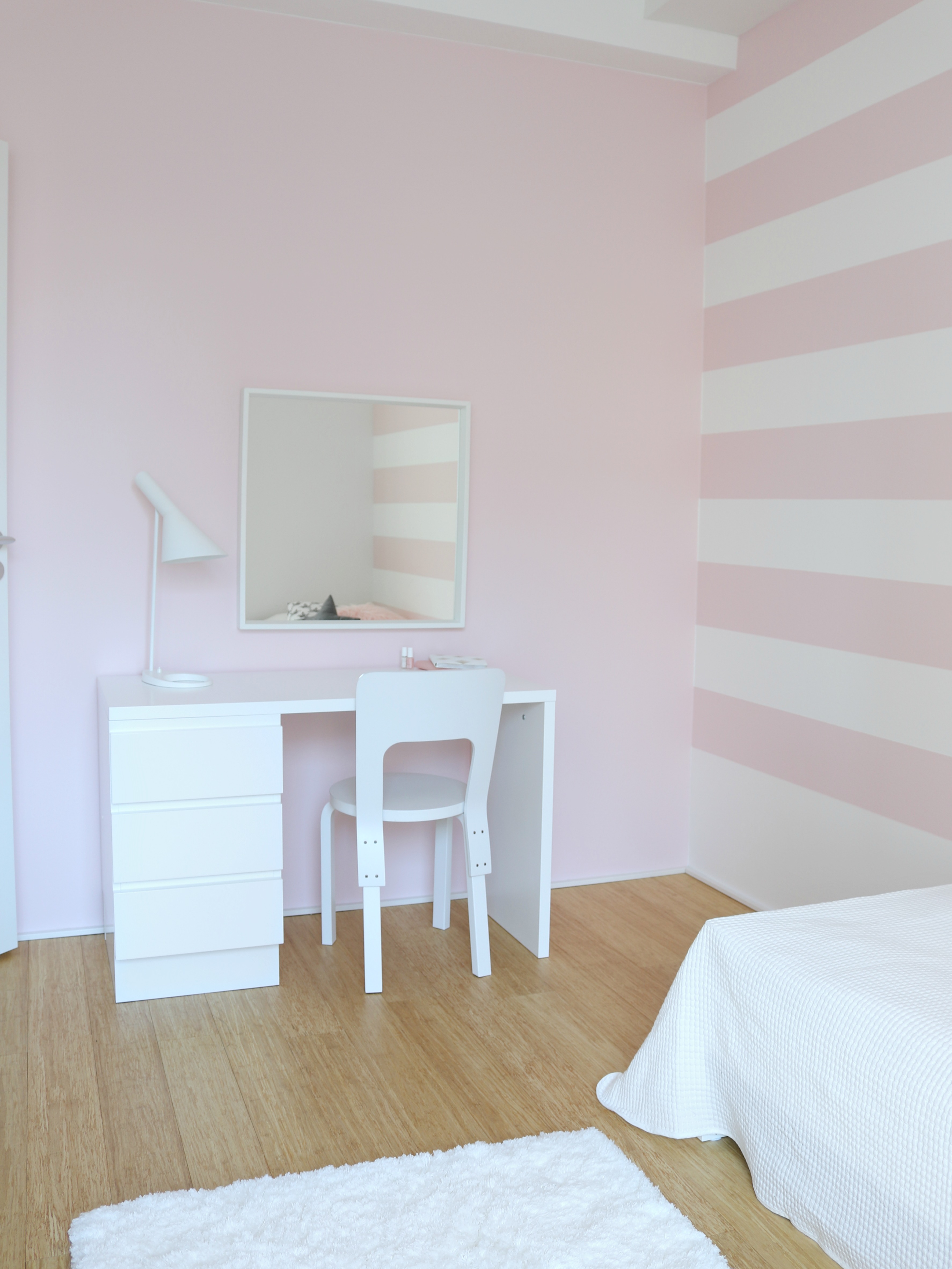 TEKNOS SISUSTUSVÄRIPALETTI LASTENHUONEEN MUUTOS SISUSTUSMAALIT OMAKOTIVALKOINEN