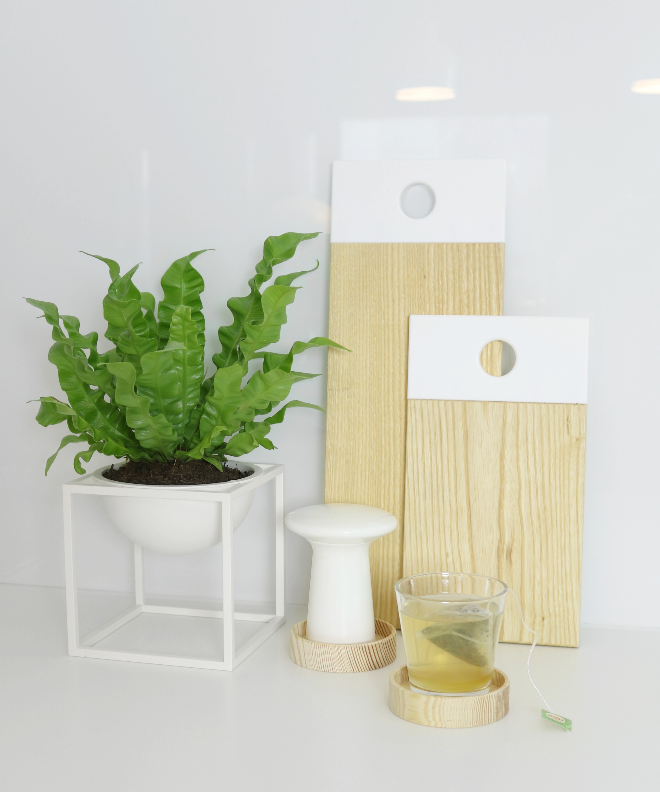 Puinen lasinalunen uusikäyttö keittiö skandinaavinen sisustus Hetkinen kynttilän kansi Omakotivalkoinen