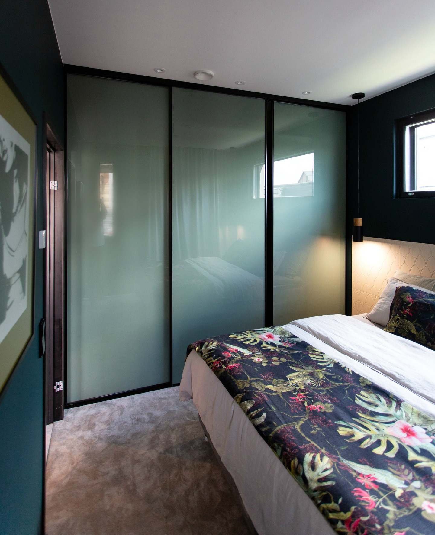 Mirror Line liukuovi peiliovi makuuhuoneen sisustusideat Asuntomessut 2020 Kohde 2 Pikkupolku Moderni