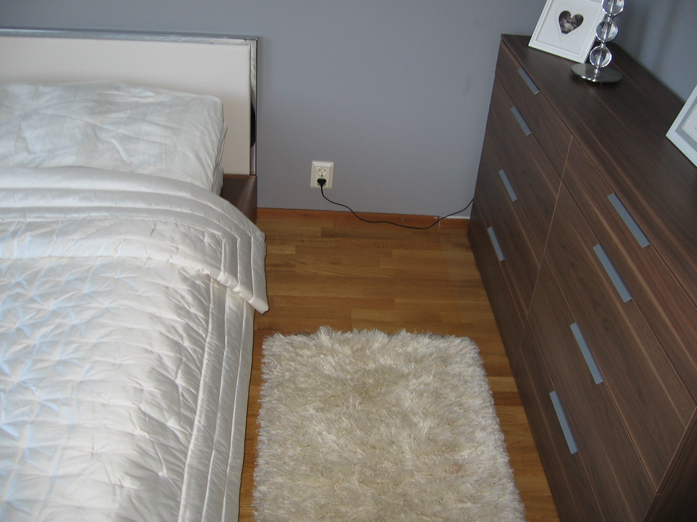 Makuuhuone ennen ja jälkeen muutos Omakotivalkoinen sisustusblogi