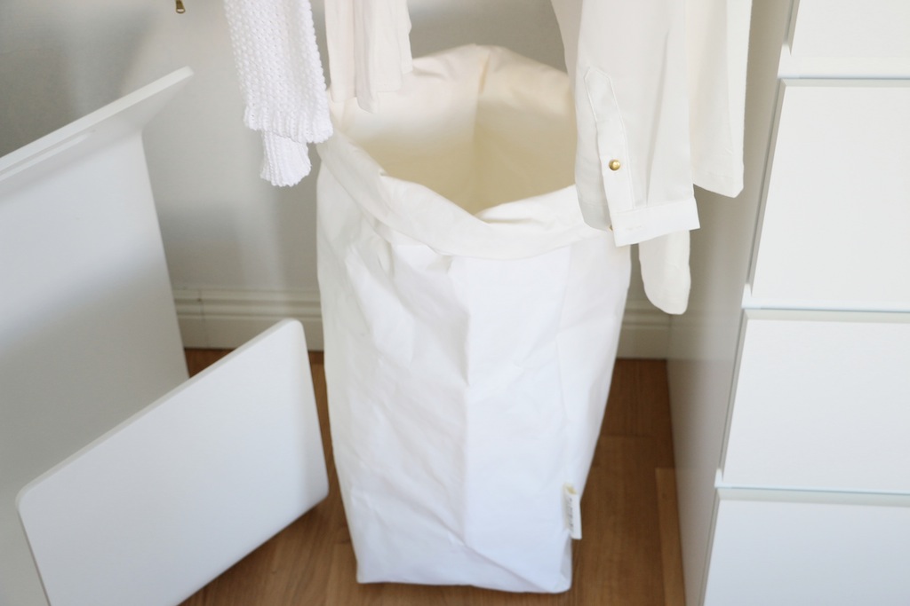 Uashmama XL kokoinen pyykkipussi Omakotivalkoinen